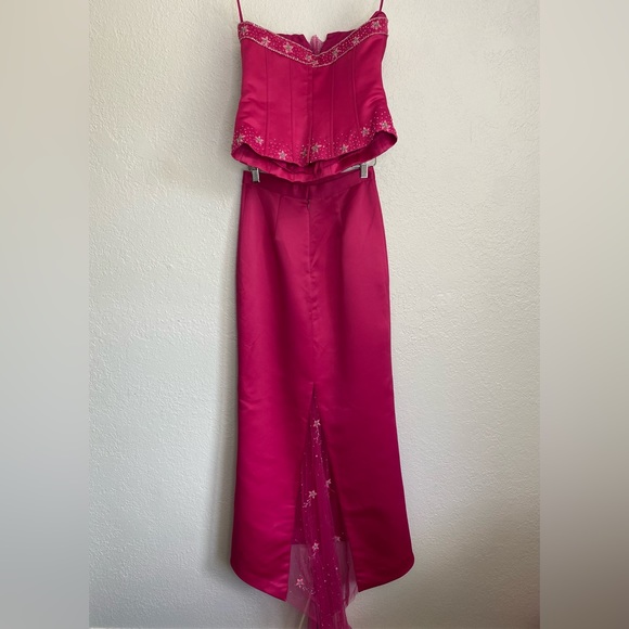 Barbiecore Vintage Cire by Landa fuchsia, two-piece prom/pageant dress. - Picture 2 of 10